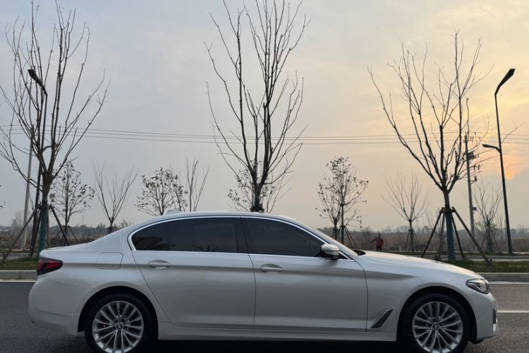 Used BMW 5 Series 2021 525Li Luxury Package Exterior 1