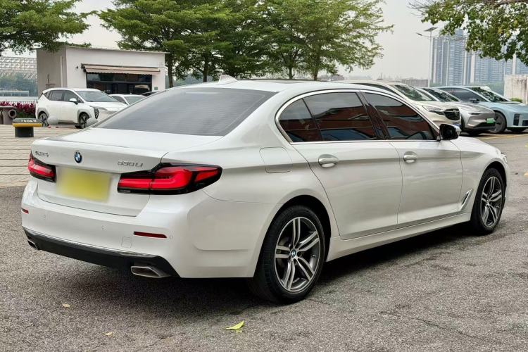 Used BMW 5 Series 2021 530Li Leading Luxury Package Exterior 1