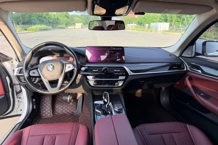 Used BMW 5 Series 2021 525Li Luxury Package Exterior 10