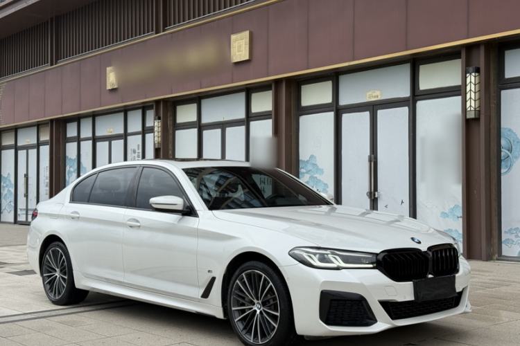 Used BMW 5 Series 2021 Facelifted 530Li Leading Edition M Sport Package Exterior 2