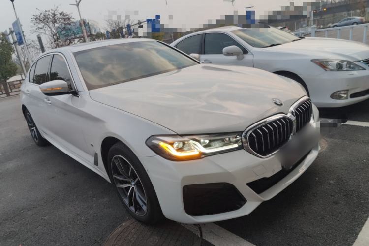 Used BMW 5 Series 2021 Facelifted 525Li M Sport Package Exterior 2