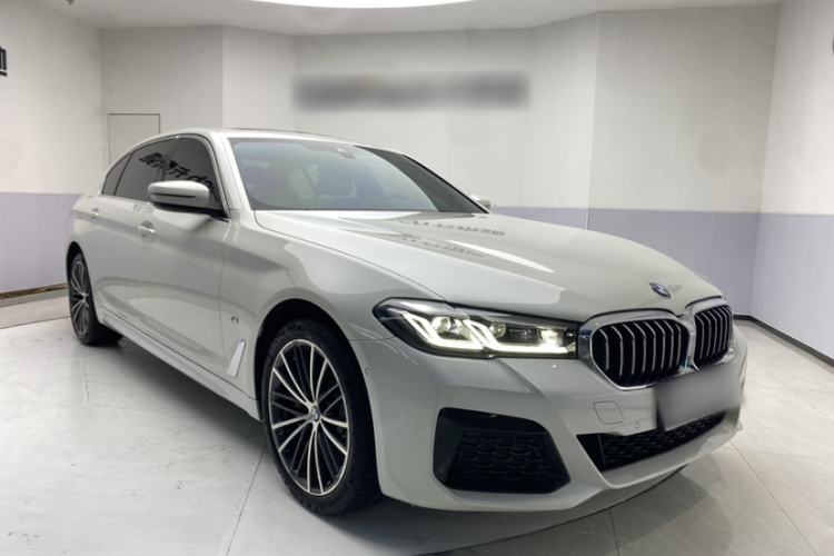 Used BMW 5 Series 2021 Facelifted 530Li Leading Edition M Sport Package Exterior 2