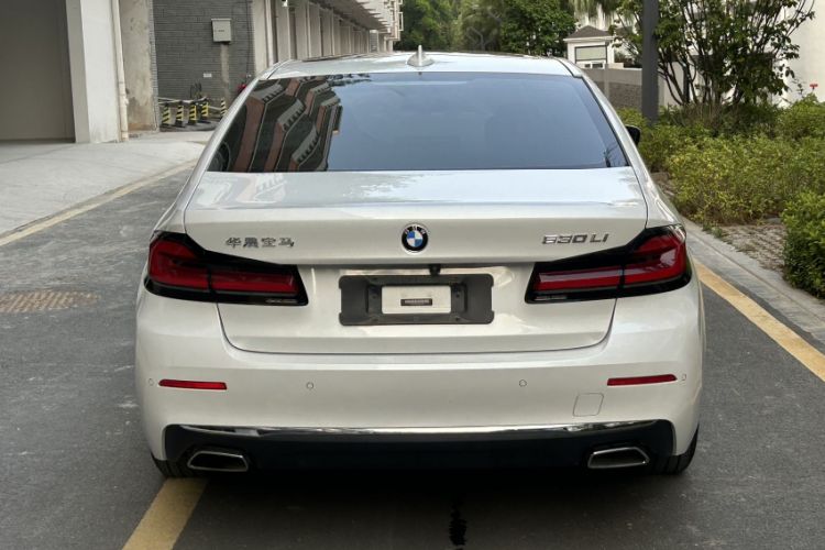 Used BMW 5 Series 2021 530Li Leading Luxury Package Exterior 2