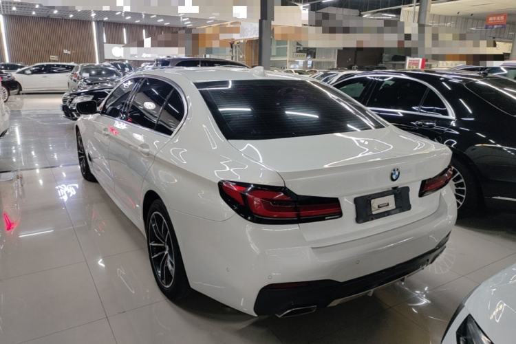 Used BMW 5 Series 2021 Facelifted 525Li M Sport Package Exterior 2