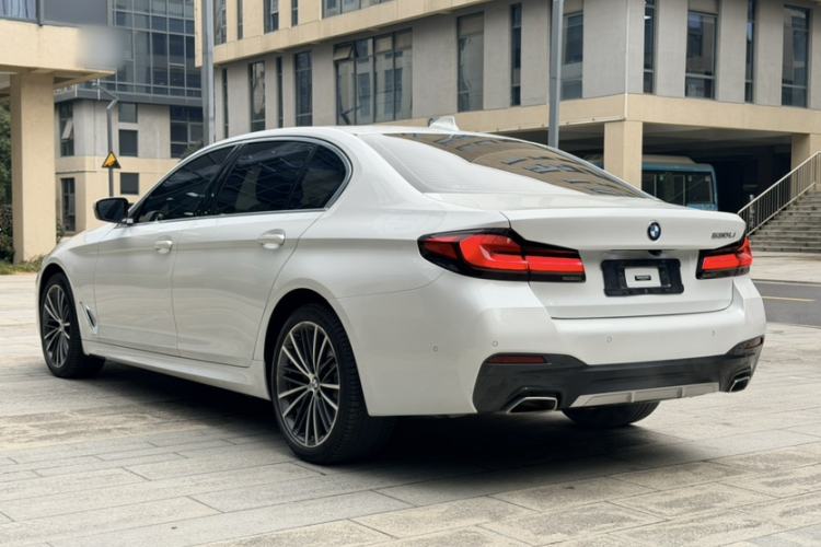 Used BMW 5 Series 2021 530Li Leading Model M Sport Package Exterior 2