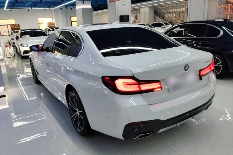 Used BMW 5 Series 2021 530Li Leading Model M Sport Package Exterior 2