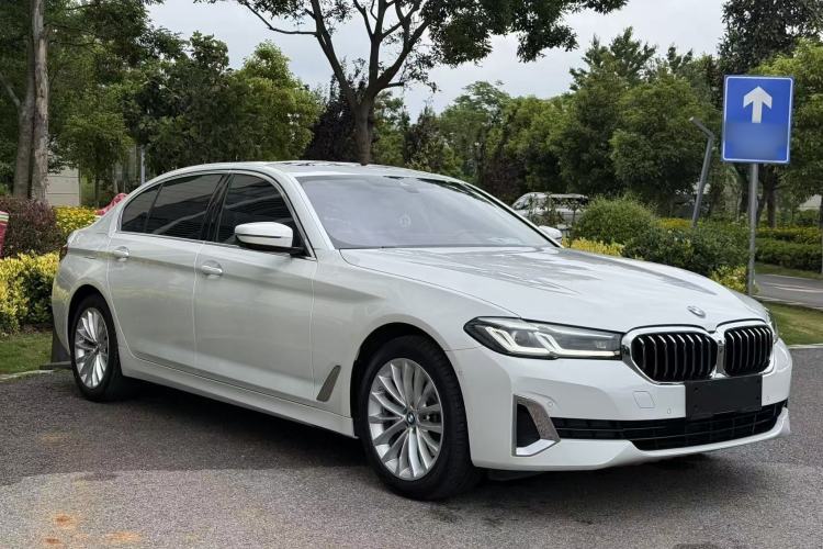 Used BMW 5 Series 2021 Updated Version 525Li Luxury Package Exterior 2