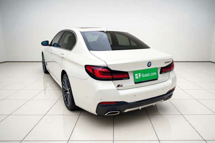 Used BMW 5 Series 2021 530Li Leading Model M Sport Package Exterior 3
