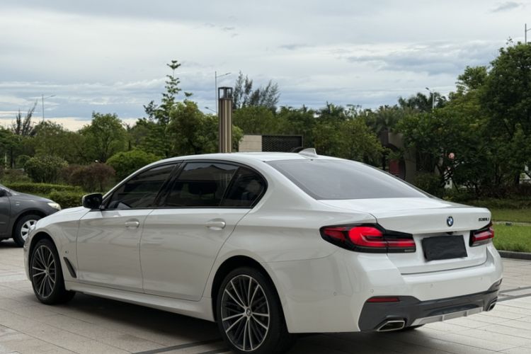 Used BMW 5 Series 2021 Facelifted 530Li Leading Edition M Sport Package Exterior 3
