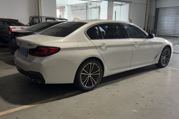 Used BMW 5 Series 2021 530Li xDrive M Sport Package Exterior 3