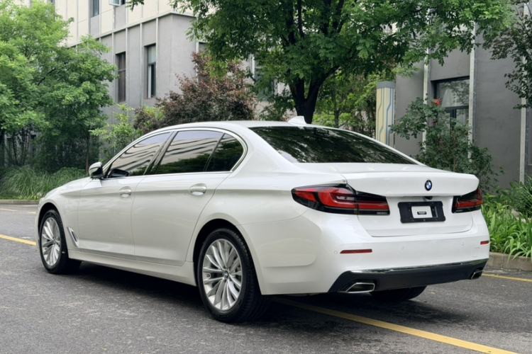 Used BMW 5 Series 2021 525Li Luxury Package Exterior 3