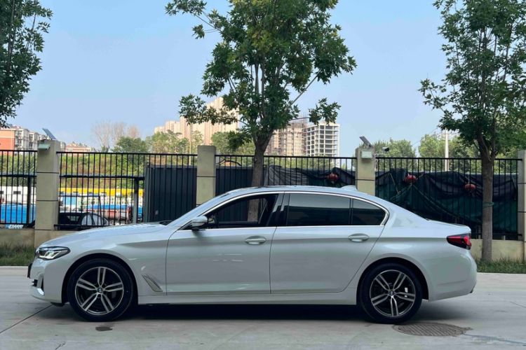 Used BMW 5 Series 2021 530Li xDrive Luxury Package Exterior 4