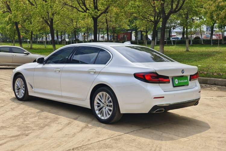 Used BMW 5 Series 2021 Updated Version 525Li Luxury Package Exterior 4