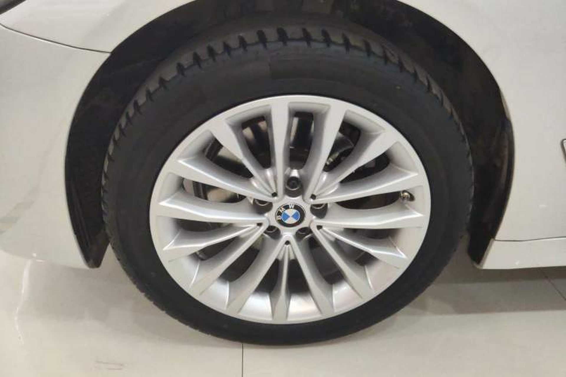Used BMW 5 Series 2021 525Li Luxury Package Exterior 4