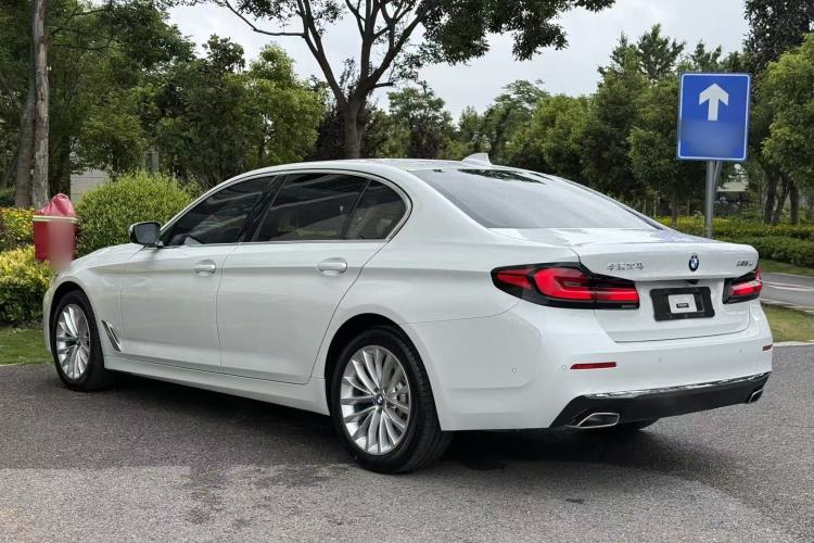 Used BMW 5 Series 2021 Updated Version 525Li Luxury Package Exterior 4