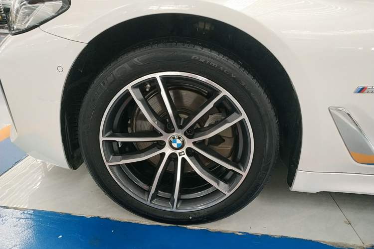 Used BMW 5 Series 2021 525Li M Sport Package Exterior 4