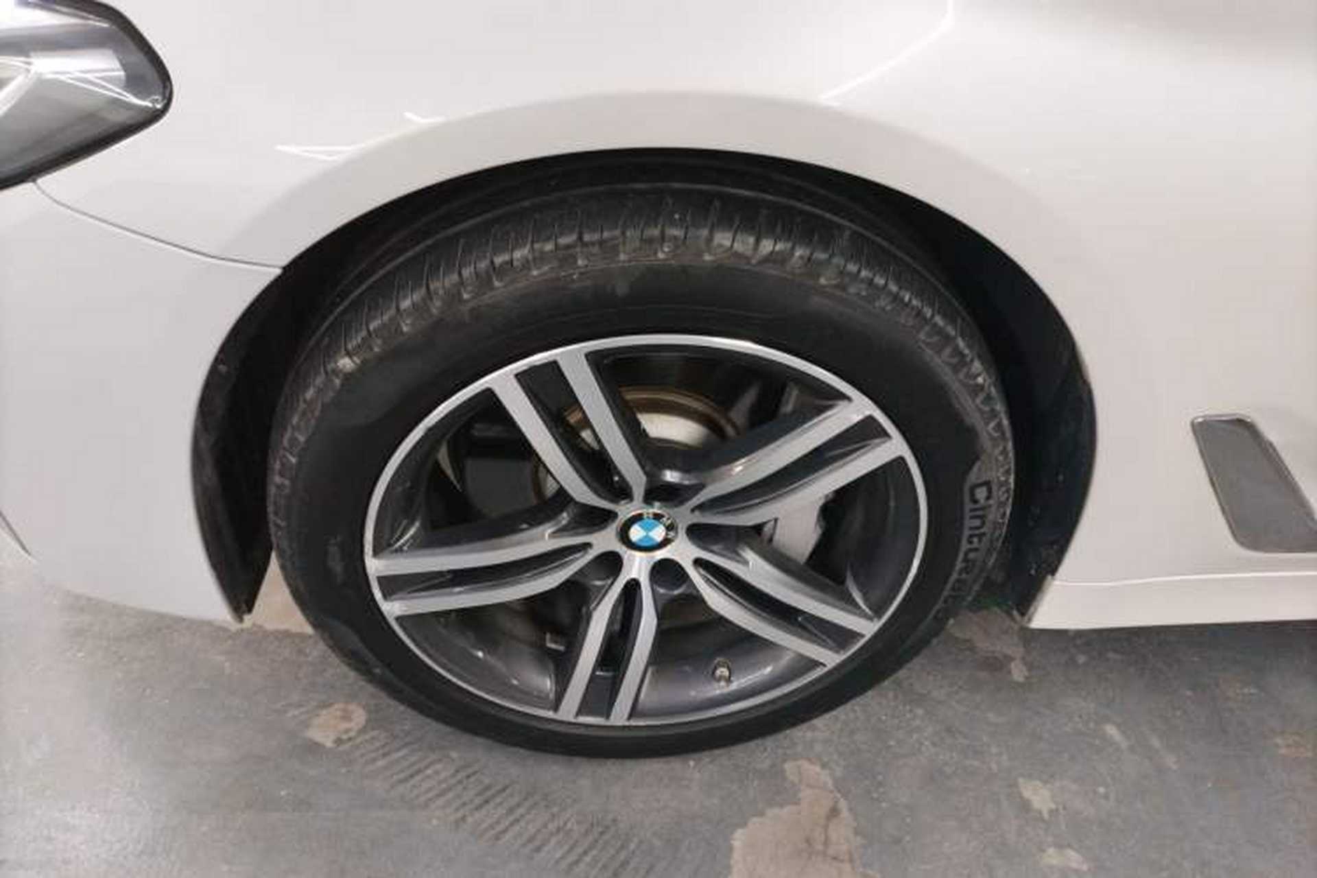 Used BMW 5 Series 2021 530Li Leading Luxury Package Exterior 4