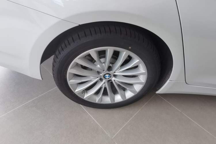 Used BMW 5 Series 2021 Updated Version 525Li Luxury Package Exterior 5
