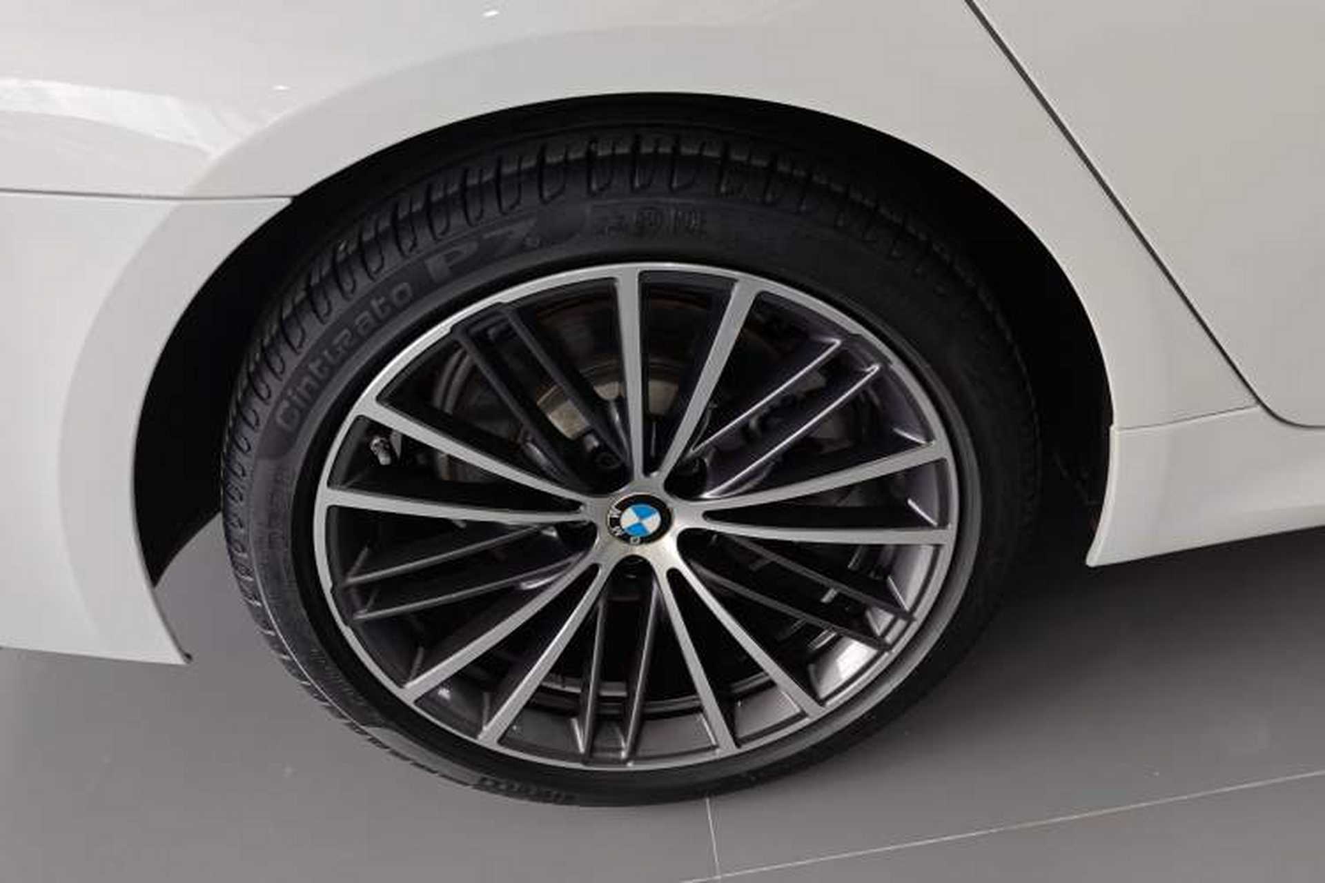 Used BMW 5 Series 2021 530Li Leading Model M Sport Package Exterior 5