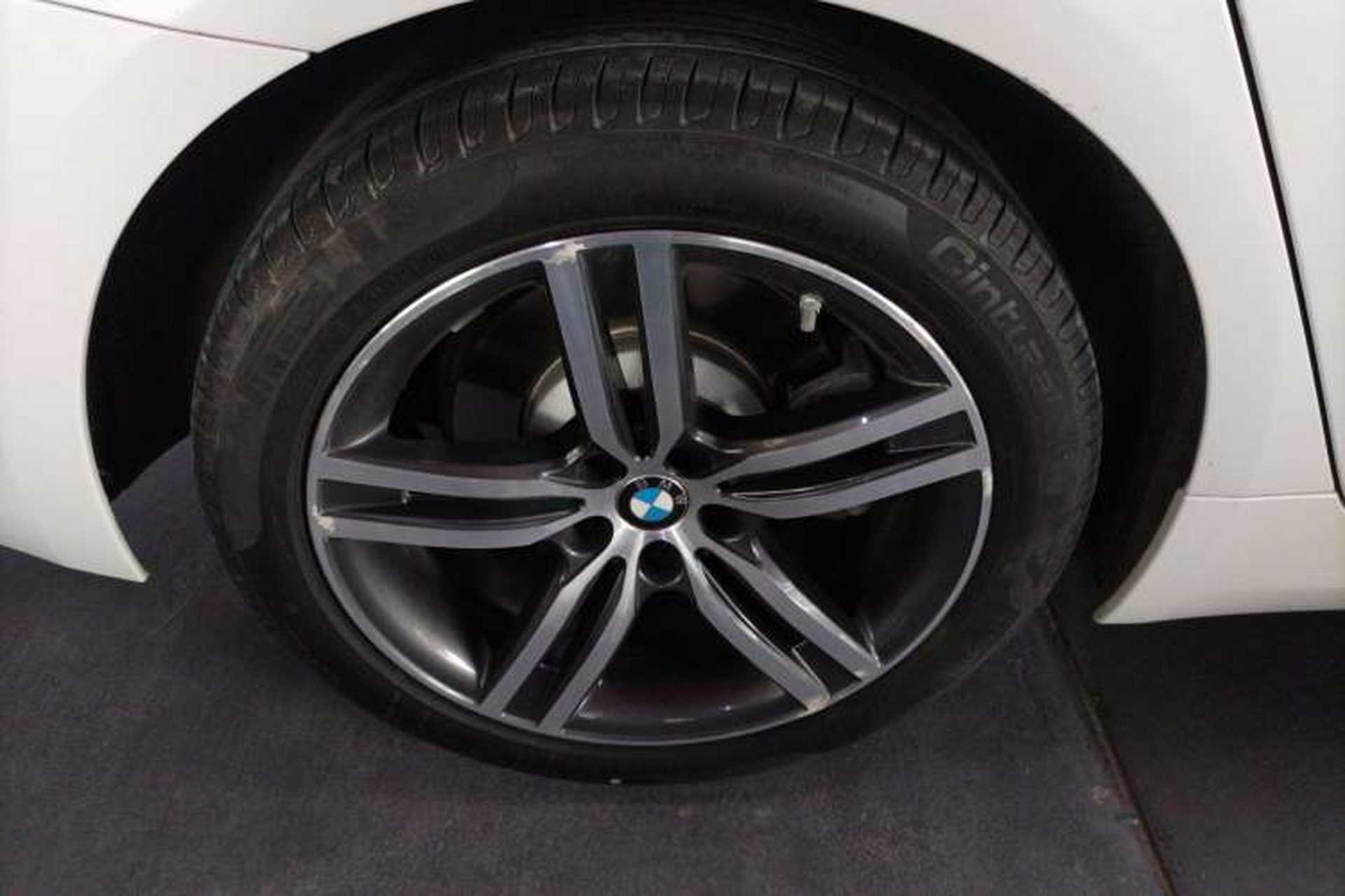 Used BMW 5 Series 2021 530Li Leading Luxury Package Exterior 5