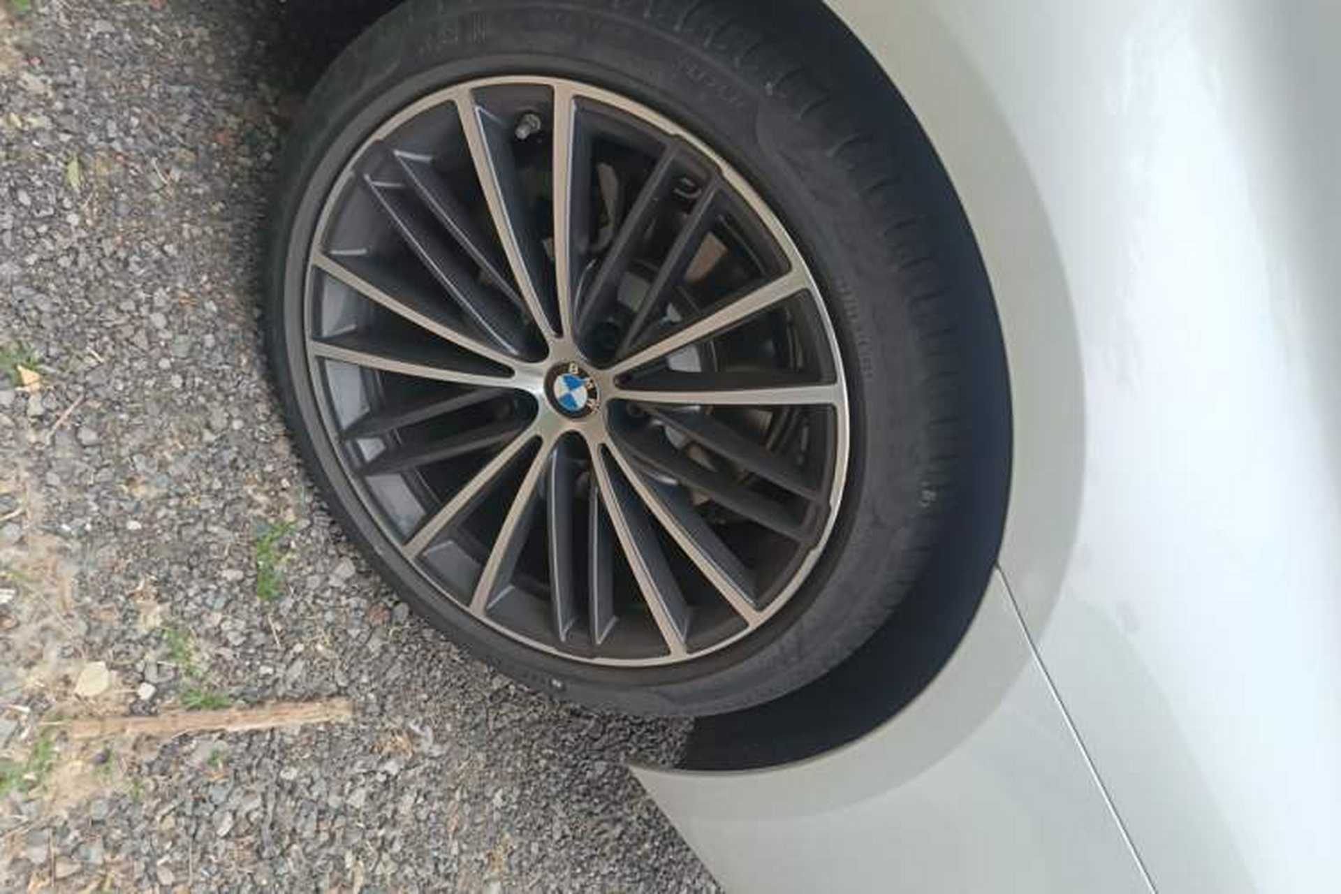 Used BMW 5 Series 2021 530Li Leading Model M Sport Package Exterior 7