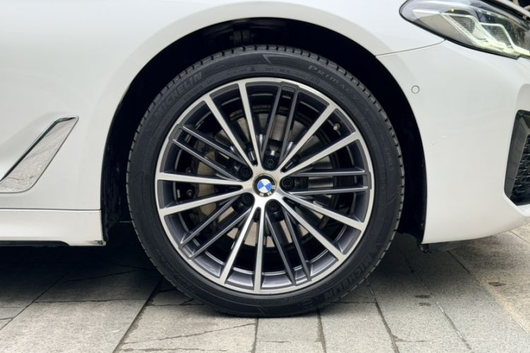 Used BMW 5 Series 2021 530Li Leading Model M Sport Package Exterior 7