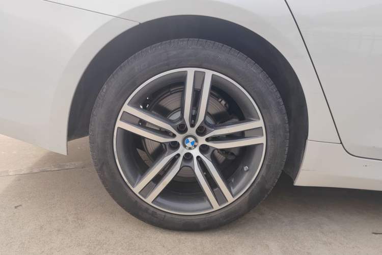 Used BMW 5 Series 2021 Restyled 530Li Leading Edition Luxury Package Exterior 8