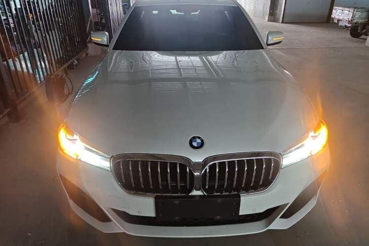 Used BMW 5 Series 2021 530Li Leading Model M Sport Package Front