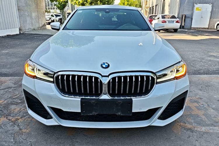 Used BMW 5 Series 2021 Facelifted 530Li Leading Edition M Sport Package Front