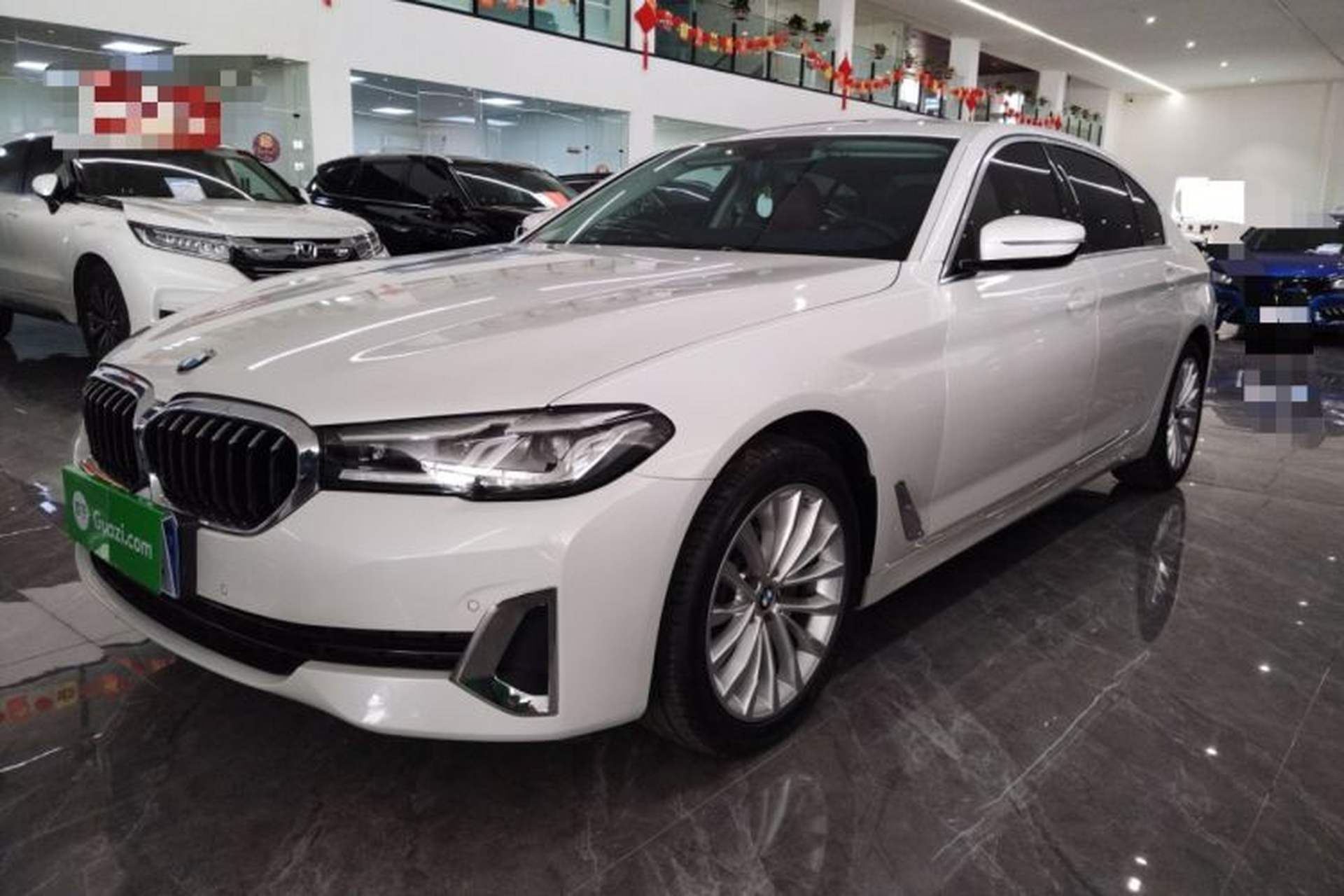 Used BMW 5 Series 2021 Updated Version 525Li Luxury Package Front Left 45 Deg