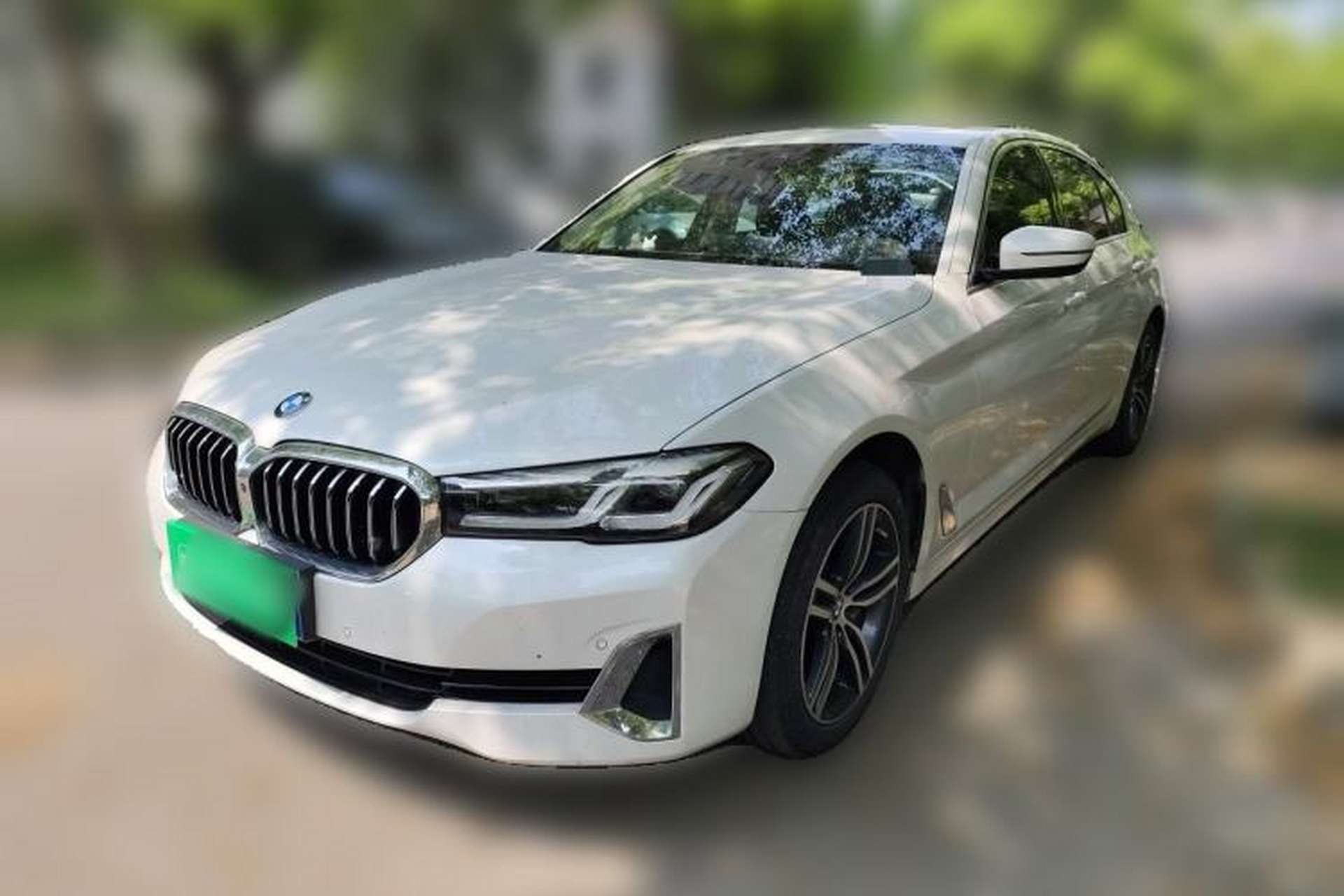 Used BMW 5 Series 2021 530Li Leading Luxury Package Front Left 45 Deg