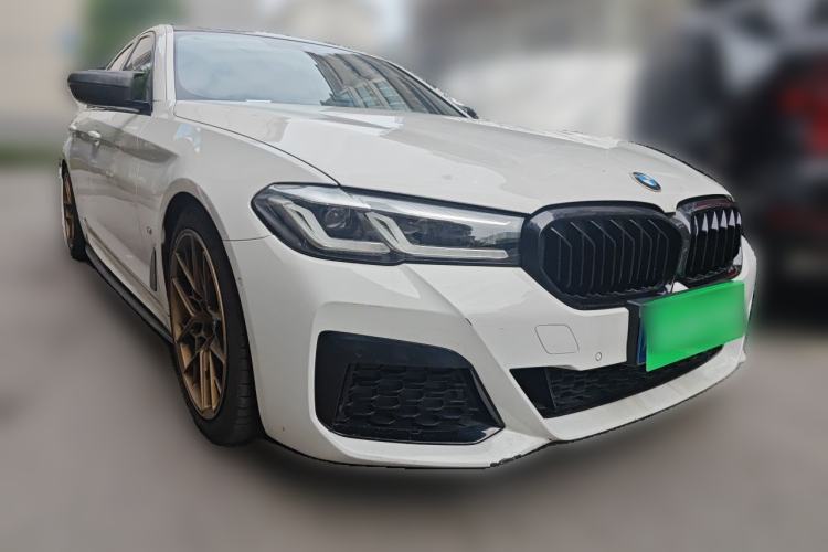 Used BMW 5 Series 2021 530i M Sport Package Front Right 45 Deg