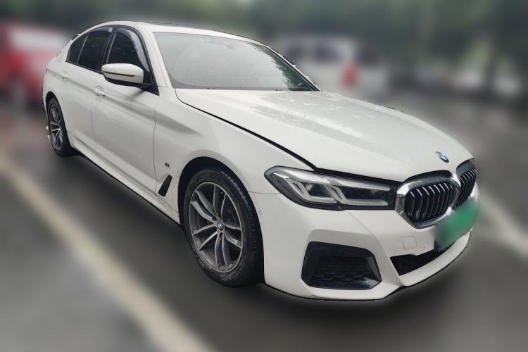 Used BMW 5 Series 2021 525i M Sport Package Front Right 45 Deg