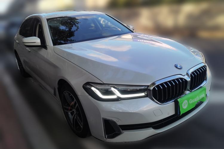 Used BMW 5 Series 2021 530Li xDrive Luxury Package Front Right 45 Deg