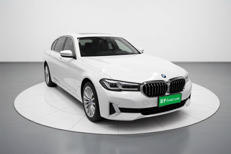 Used BMW 5 Series 2021 Updated 530Li Luxury Package Premium Edition Front Right 45 Deg