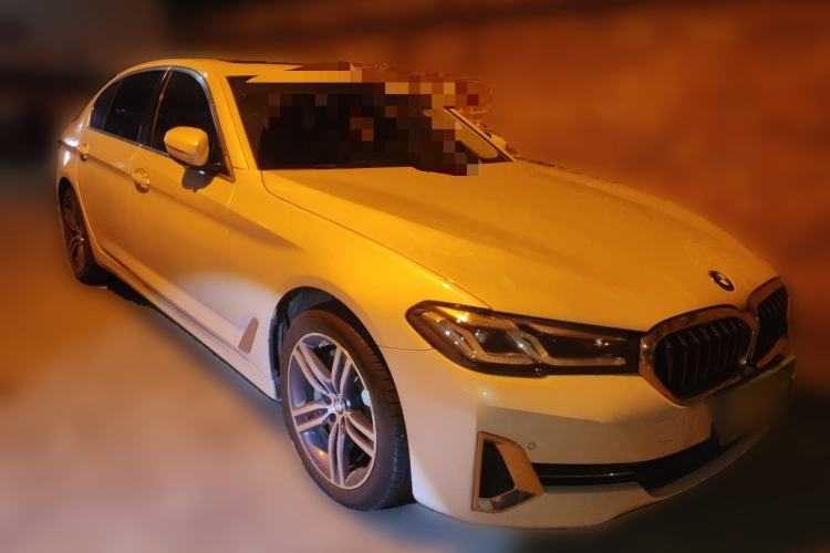 Used BMW 5 Series 2021 Restyled 530Li Leading Edition Luxury Package Front Right 45 Deg