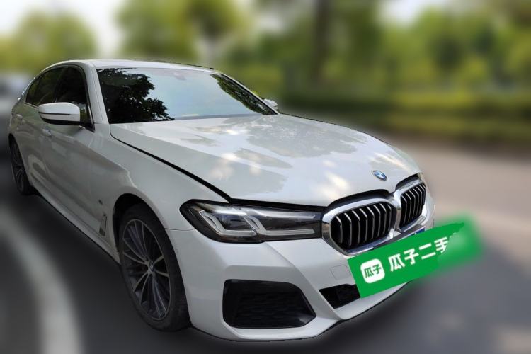Used BMW 5 Series 2021 530Li Leading Model M Sport Package Front Right 45 Deg