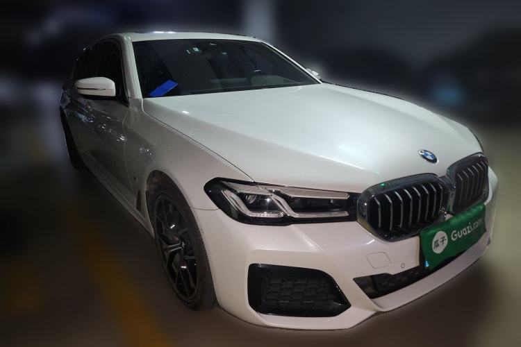 Used BMW 5 Series 2021 Restyled 530Li Luxury Edition M Sport Package Front Right 45 Deg