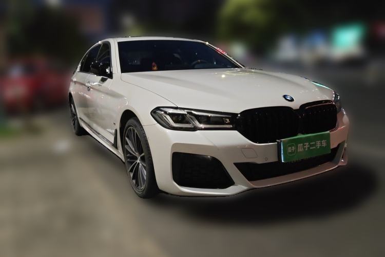 Used BMW 5 Series 2021 530Li Leading Model M Sport Package Front Right 45 Deg