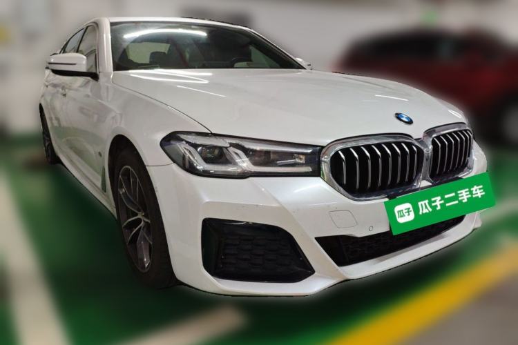 Used BMW 5 Series 2021 525Li M Sport Package Front Right 45 Deg