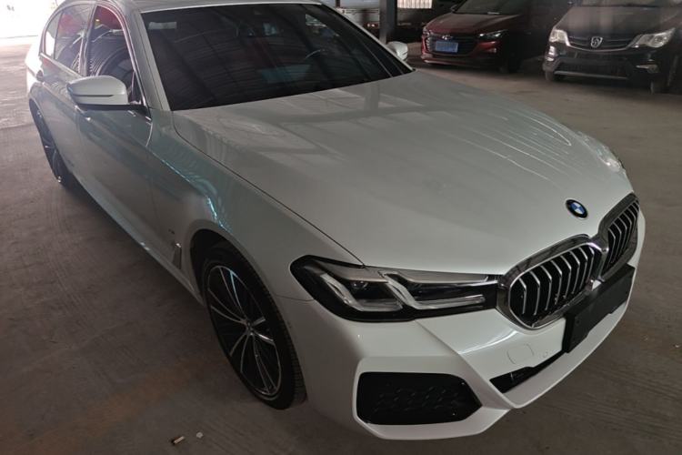 Used BMW 5 Series 2021 530Li Leading Model M Sport Package Front Right 45 Deg
