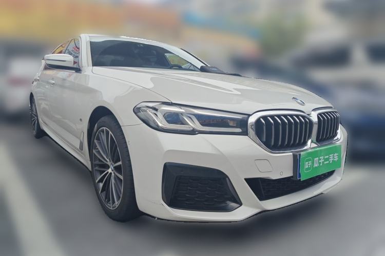 Used BMW 5 Series 2021 530Li Leading Model M Sport Package Front Right 45 Deg