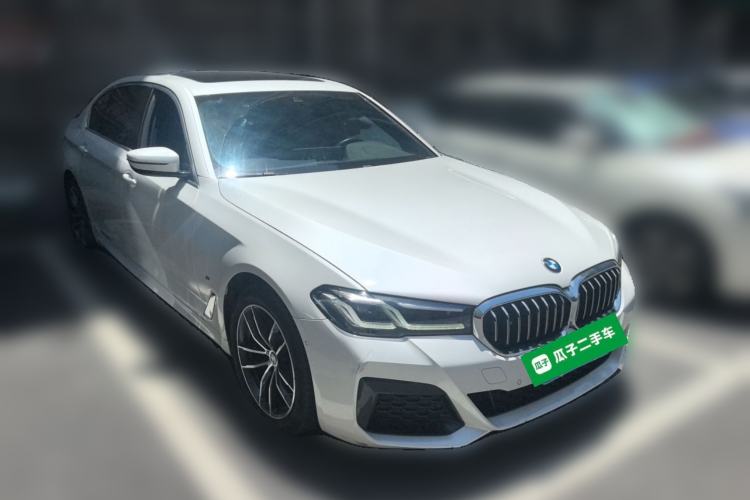 Used BMW 5 Series 2021 Facelifted 525Li M Sport Package Front Right 45 Deg