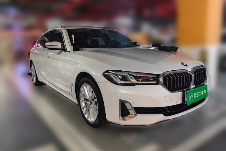 Used BMW 5 Series 2021 525Li Luxury Package Front Right 45 Deg