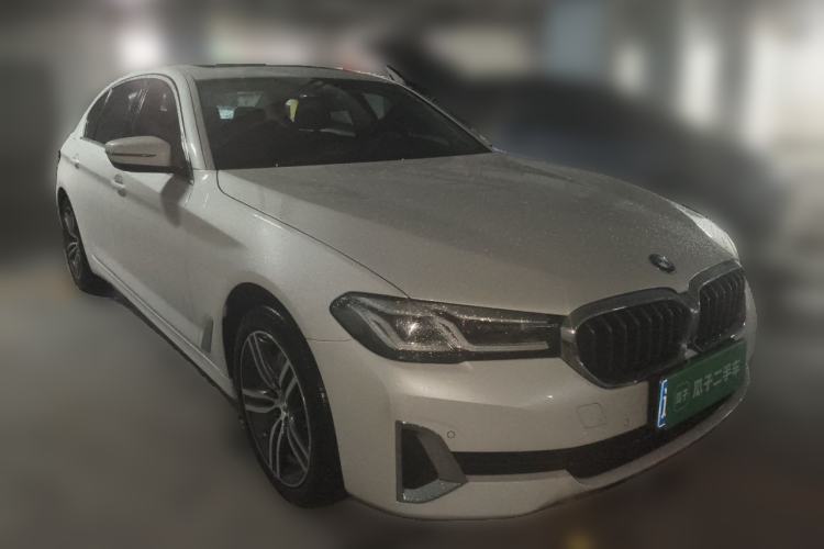 Used BMW 5 Series 2021 Updated 530Li xDrive Luxury Package Front Right 45 Deg