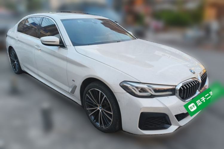 Used BMW 5 Series 2021 530Li Leading Model M Sport Package Front Right 45 Deg