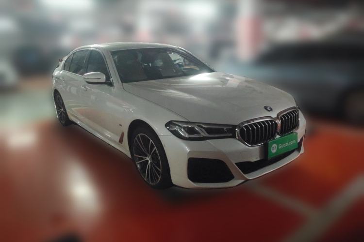 Used BMW 5 Series 2021 530Li Leading Model M Sport Package Front Right 45 Deg