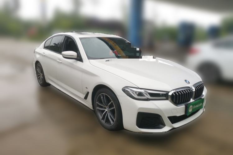Used BMW 5 Series 2021 525i M Sport Package Front Right 45 Deg