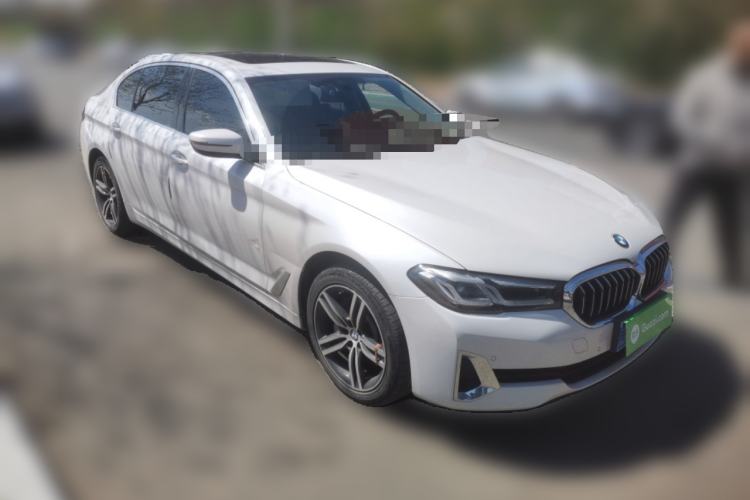Used BMW 5 Series 2021 Restyled 530Li Leading Edition Luxury Package Front Right 45 Deg
