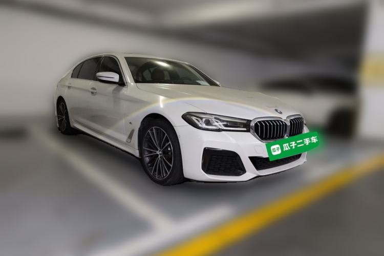 Used BMW 5 Series 2021 530Li Leading Model M Sport Package Front Right 45 Deg
